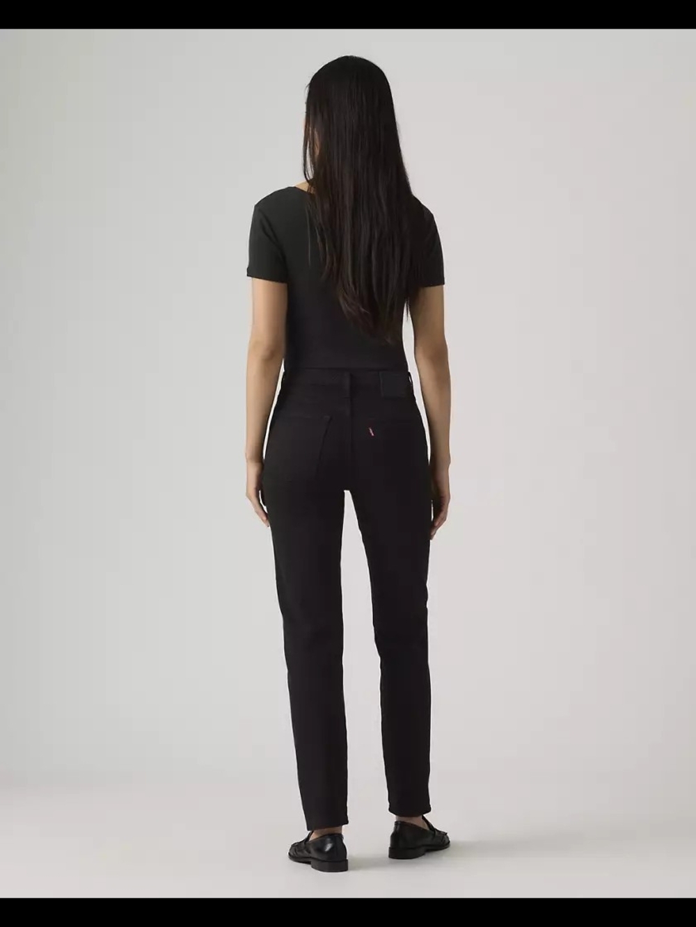 Levi's Women's Wedgie Straight Leg Jeans in Black 25x28 NWT - Picture 2 of 9